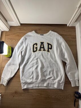 GAP White Crewneck Sweatshirt with Navy and Gold Logo